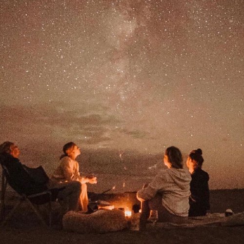 Beach gathering 🌊🌌 ladies only 👸🏽 المرونة و التكيف